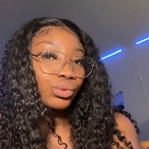 Meet your Posher, Imani